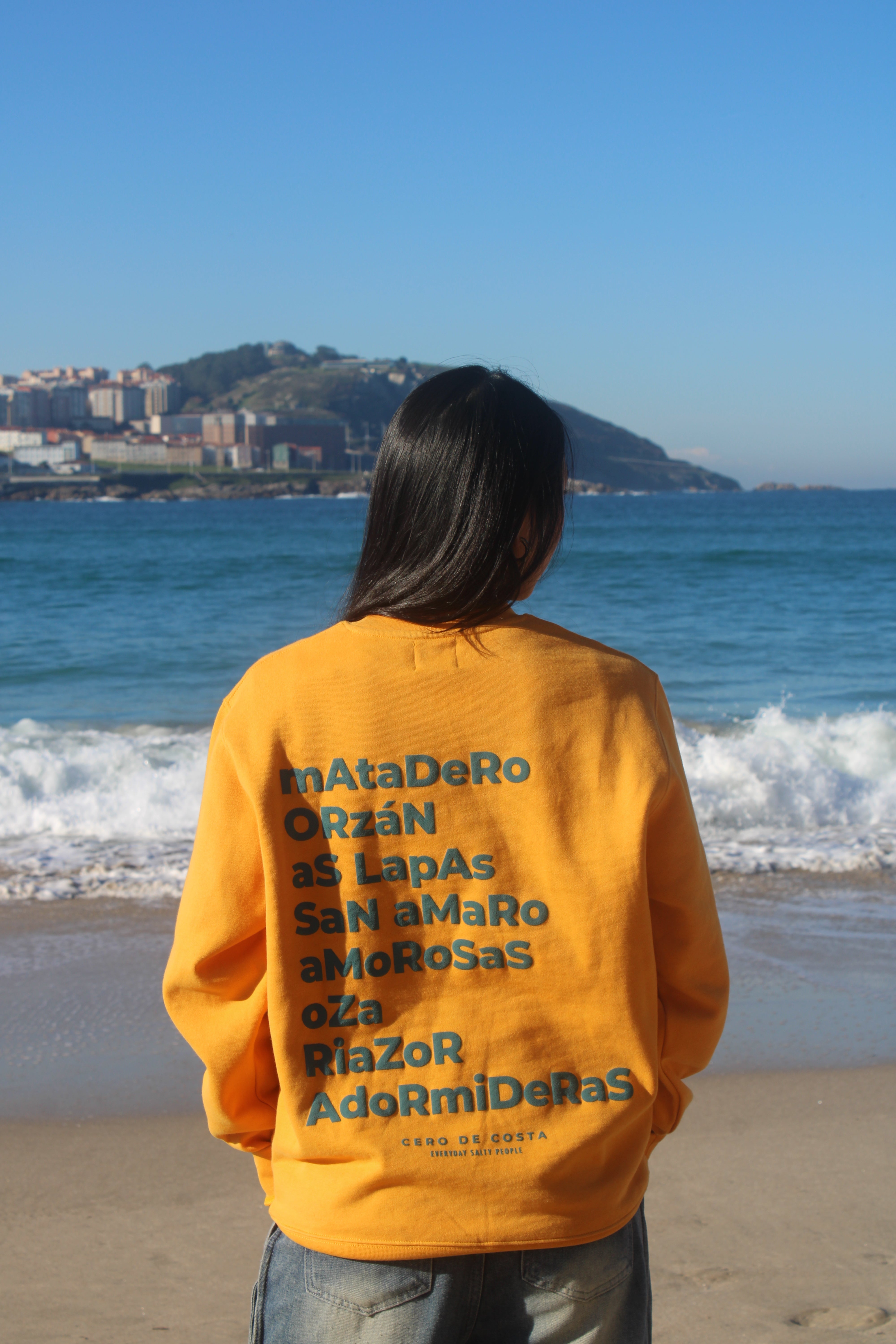 SUDADERA AMARILLO MELOCOTÓN/AZUL "LA CORUÑA" PLAYAS CIUDAD